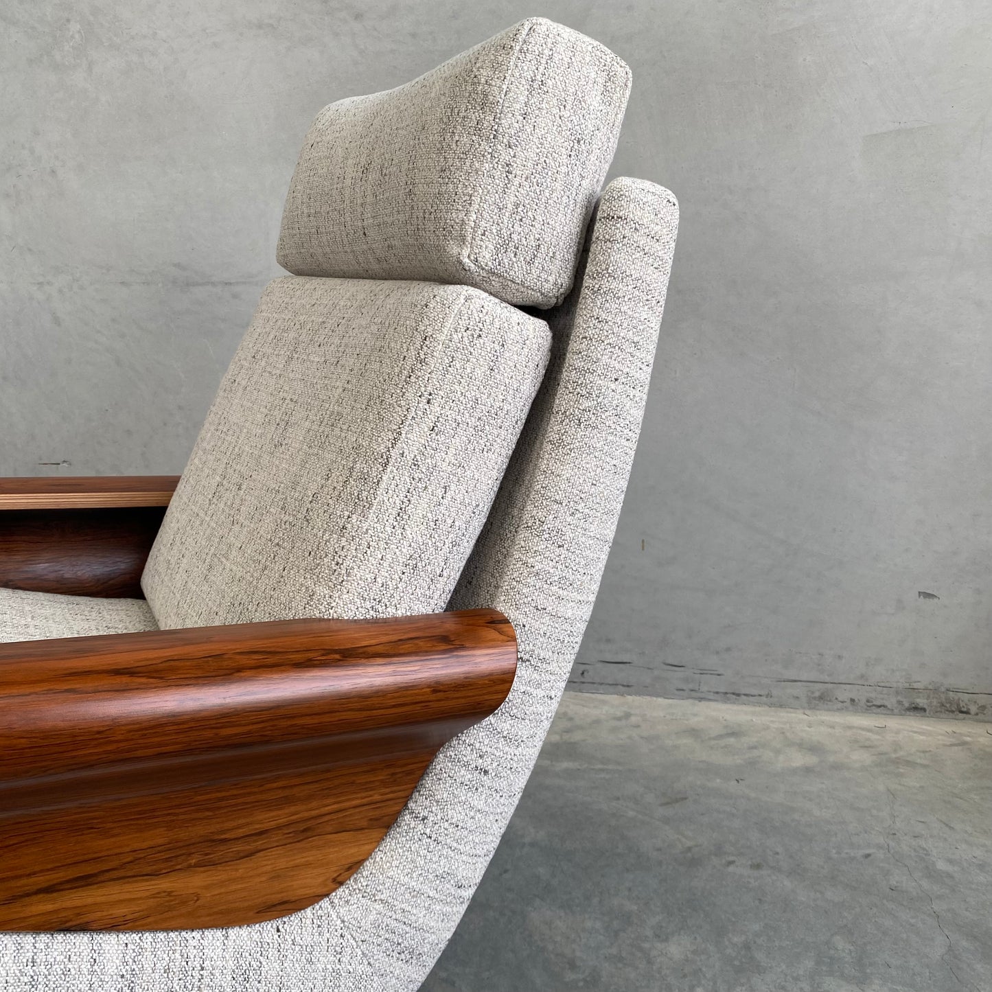 Tessa/Twen T2 Armchair