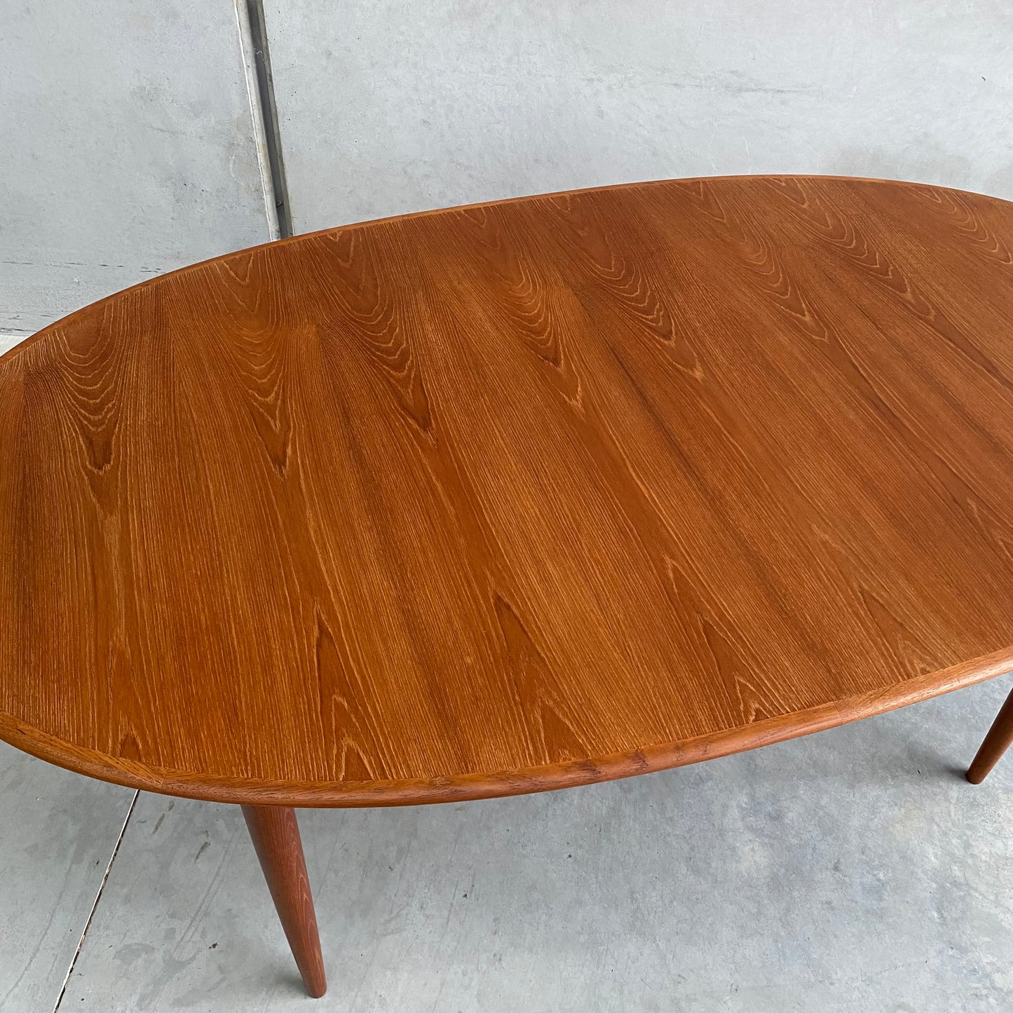 Parker Nordic Oval Midcentury 1960’s Dining Table