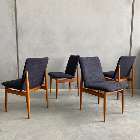 Parker ‘Model 118’ Slab Back Dining Chairs