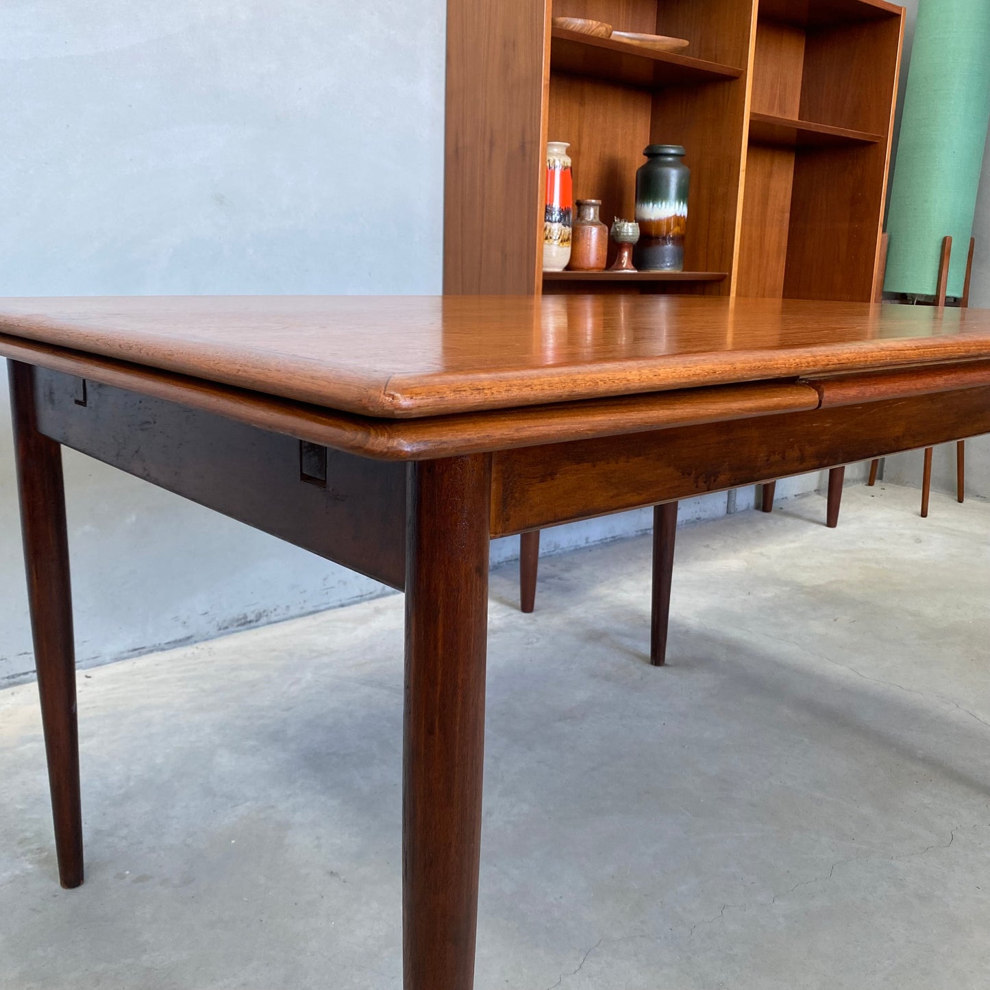 Burgess Midcentury Extendable Dining Table
