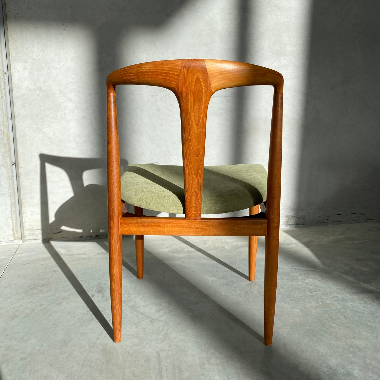 Johannes Andersen ‘Julianne’ Midcentury Dining Chairs