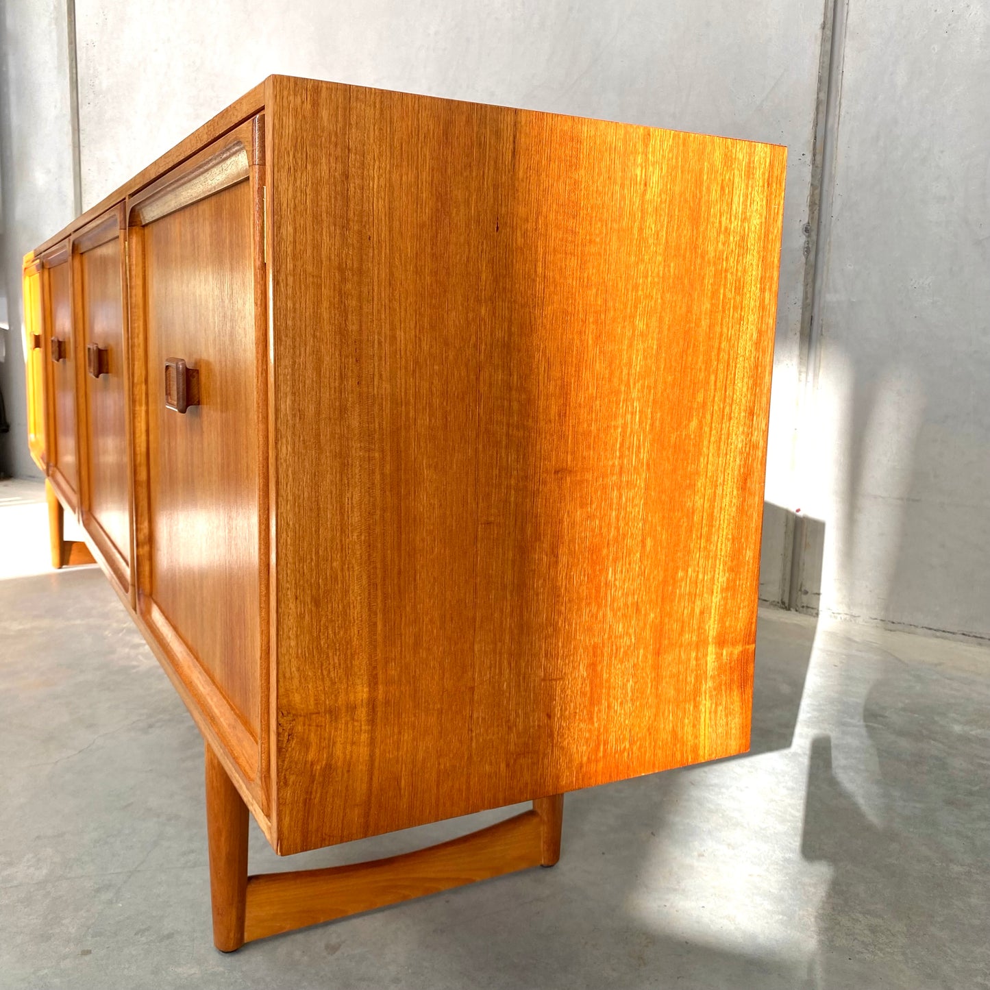 Parker Extra Long Square Handle Sideboard