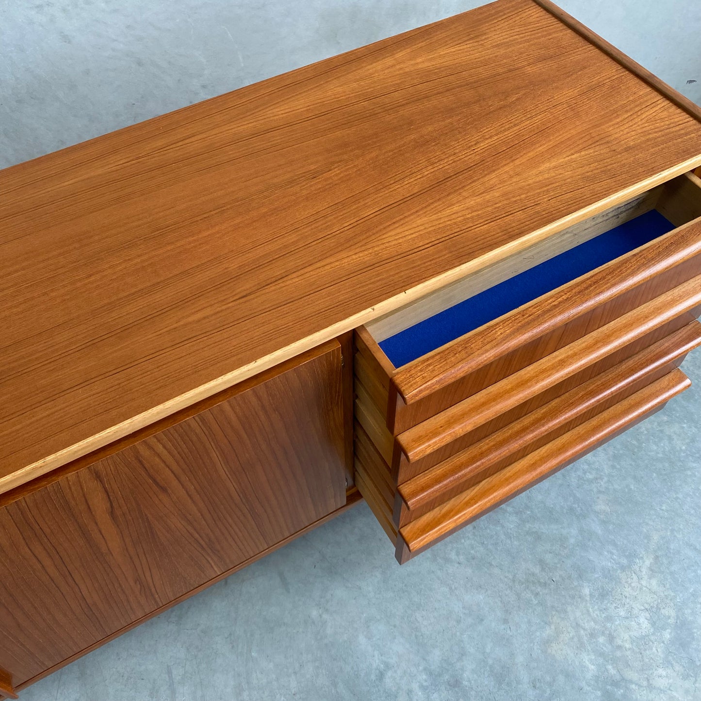 Parker Model 83 Lip Edge Sideboard