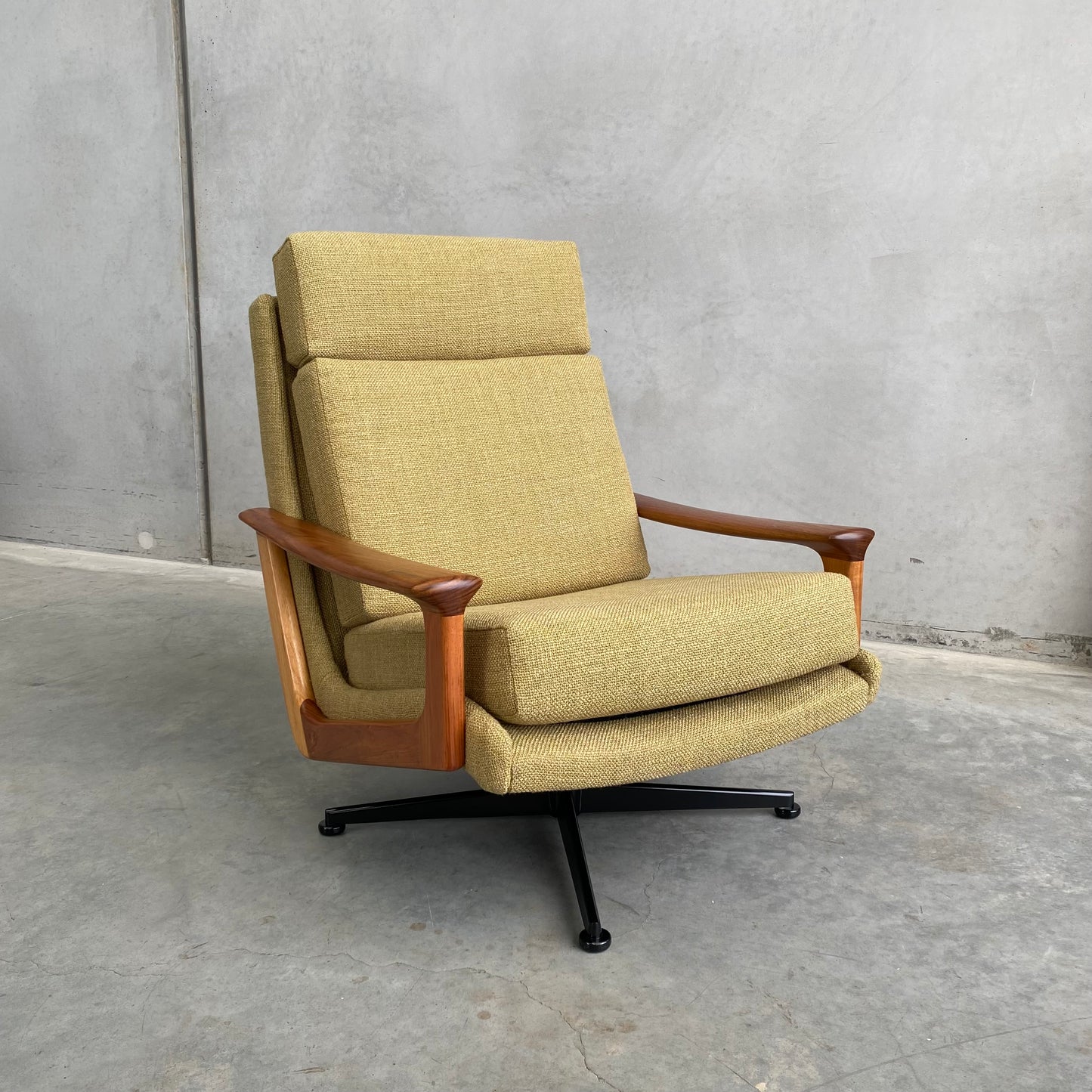Tessa T1 Vintage 1970’s Armchairs