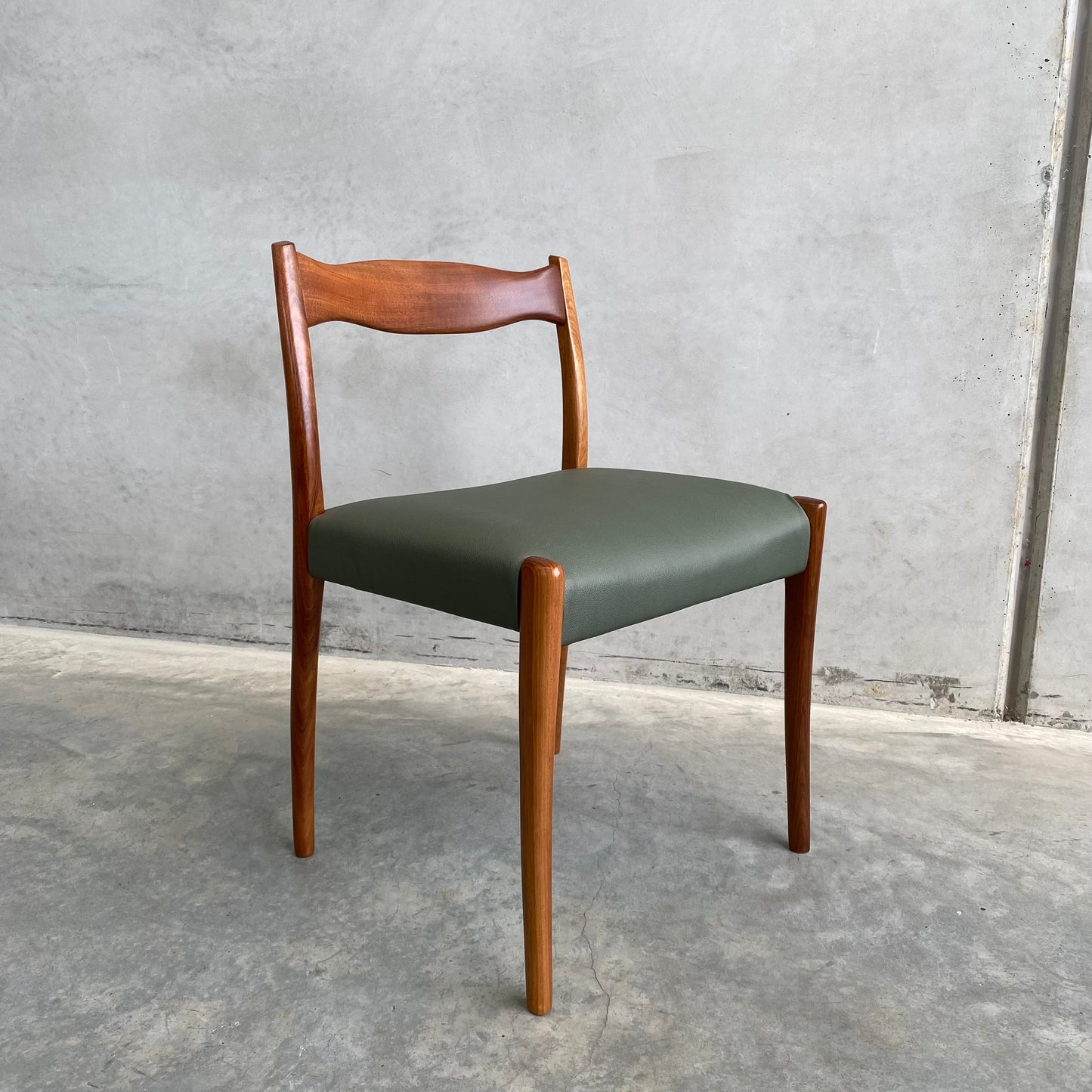Fler ‘64’ Mid Century Dining Setting