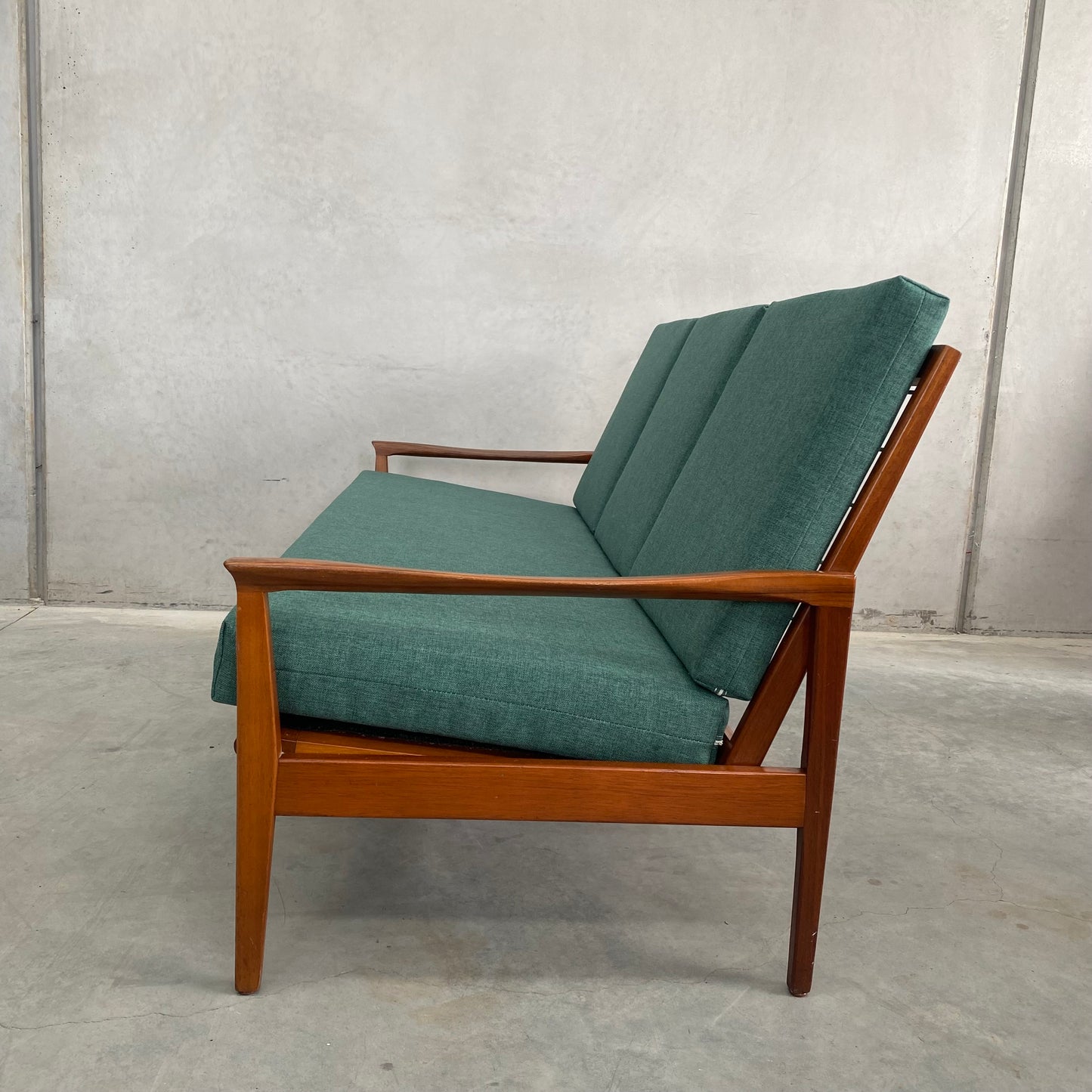 Fler ‘Flermont’ Midcentury Sofa