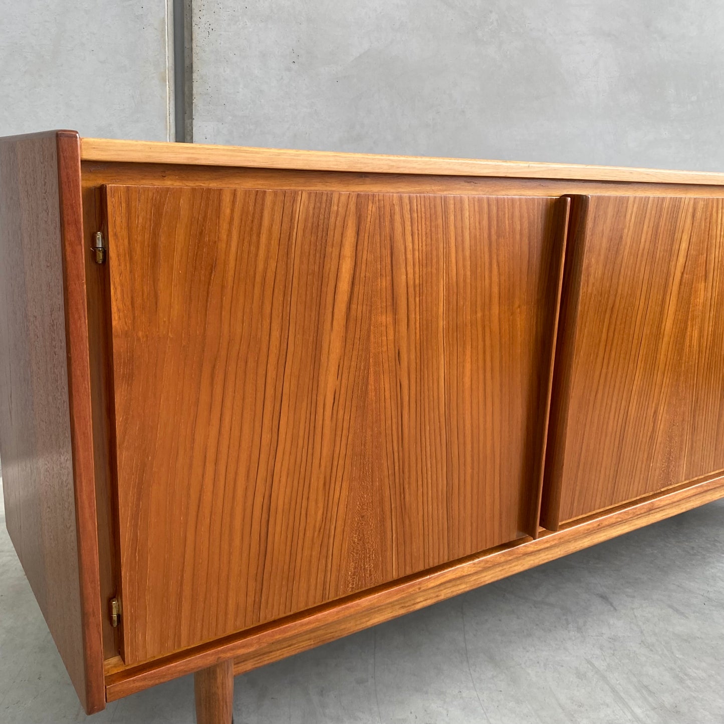 Parker Model 83 Lip Edge Sideboard