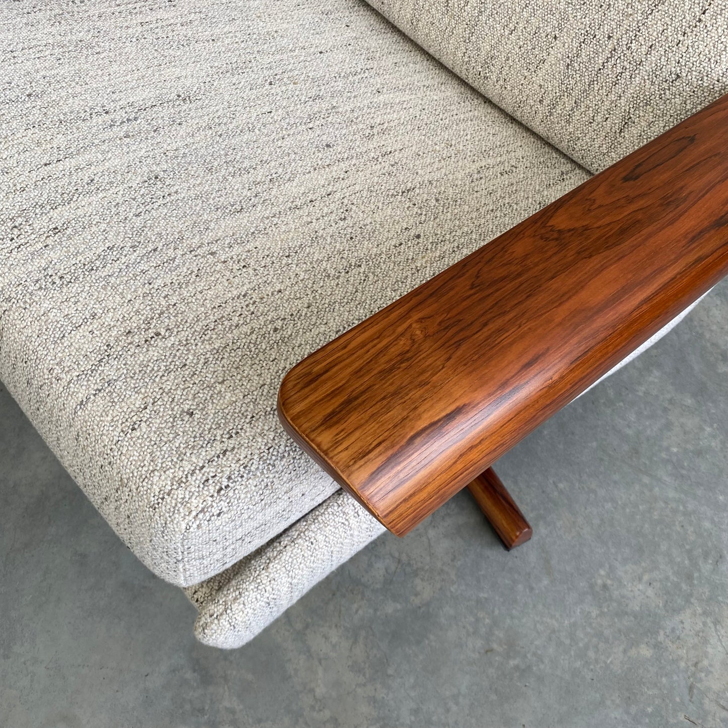 Tessa/Twen T2 Armchair