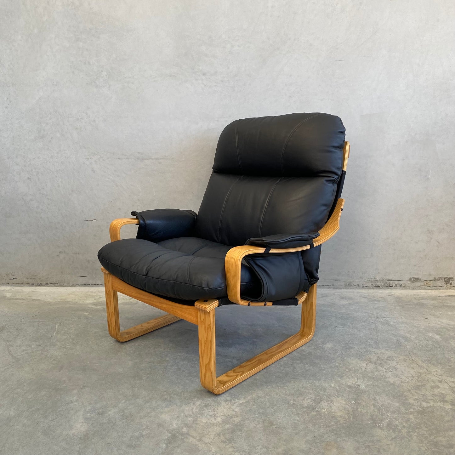 Tessa Monaco Vintage Black Leather Armchair