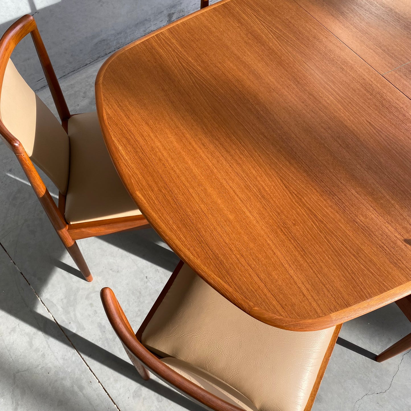 Parker Model 88 T-Back Dining Chairs