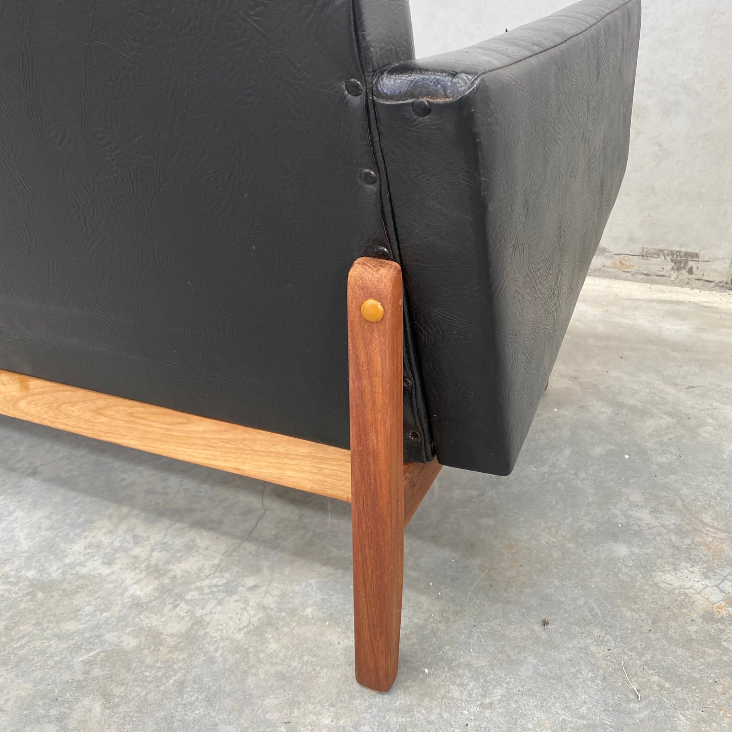 Fler ‘Flerline’ 4 Seater Sofa